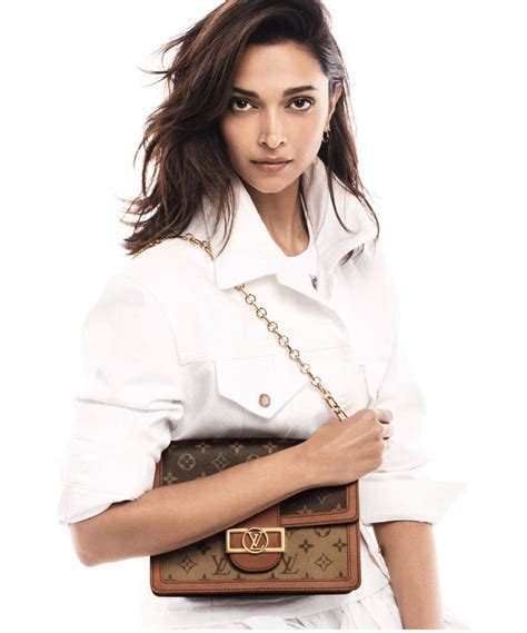 louis vuitton and deepika.